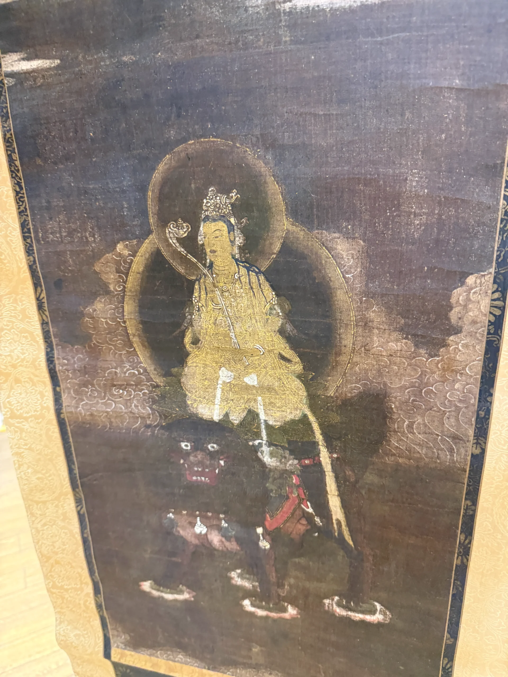 佐沼屋呉服店のお知らせ「骨董コラム：室町仏画に刻まれた「五百年の年輪」。世田谷で見出した買取価格20万円の根拠」