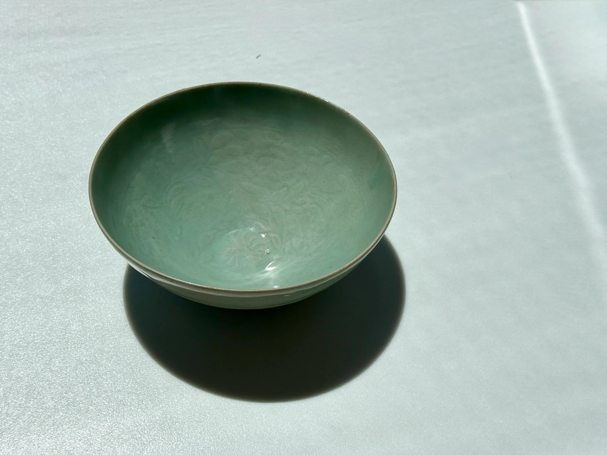 えびす屋のお知らせ「骨董コラム：高麗青磁の翡色（ひしょく）とは｜なぜ世界が認める美しさなのか」